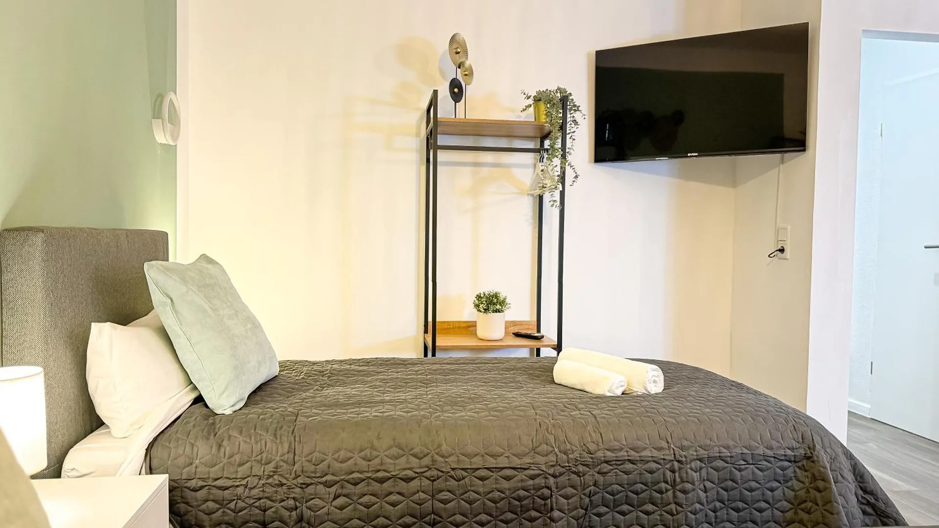Immostay S#Ferienhaus - Parken & Wifi Bremen Apartment